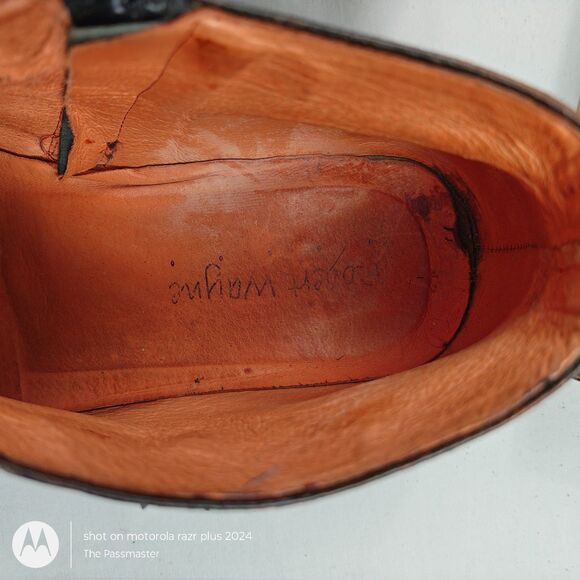 Men's Robert Wayne Zip-Up Distressed Buckle Emblem Dagger Boots US Size 10 - Picture 6 of 15